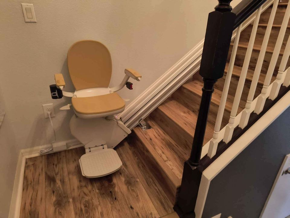 acorn-stairlift-Tampa-F